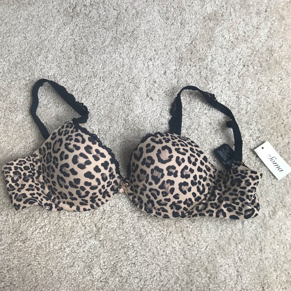 NEW 36B Soma Embraceable Push Up Bra
